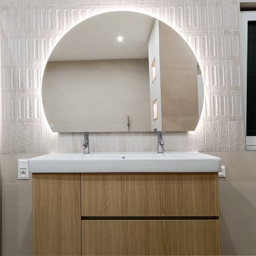 ESMIRA-LED-Zrkadlo-polkruh-1